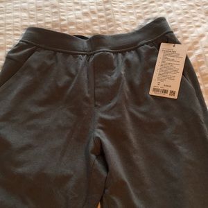 Lululemon Men’s Discipline athletic pants M